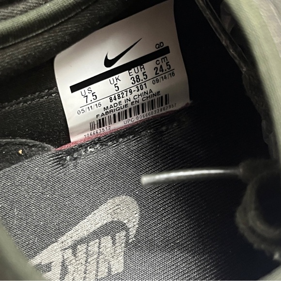 Nike Air Max Thea Ultra Green Rare Sneakers 7.5 Shoe - Picture 8 of 9